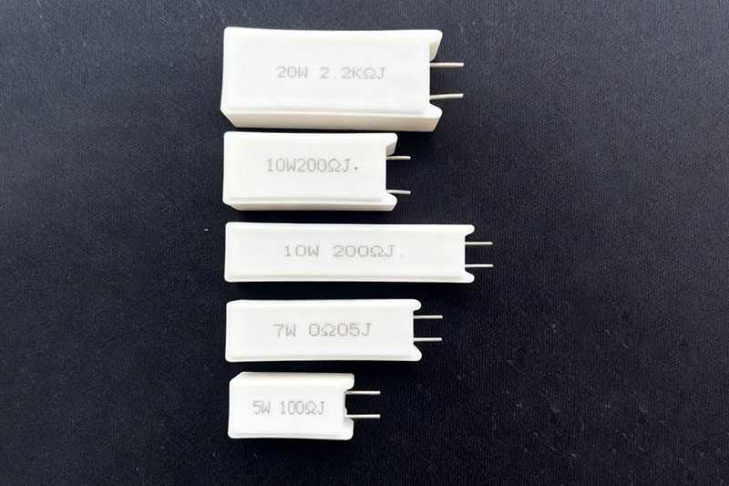 SQM直插立式陶瓷水泥电阻